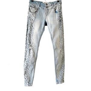 Zhrill KelamLight Wash Snake Print Distressed Stretch Skinny Jeans 28